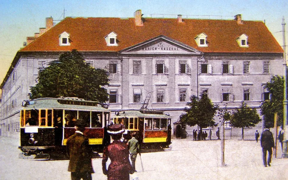DRBNA HISTORIČKA: Nejslavnější voják v Mariánských kasárnách