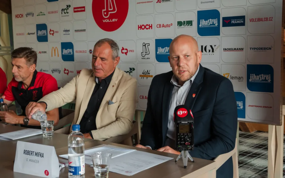 Jihostroj čeká na udělení výjimky a vyhlíží soupeře pro Pohár CEV