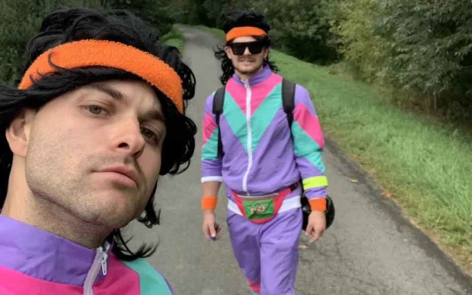 Na longboardech projeli celé Česko. Získali téměř půl miliónu korun pro malého Milánka