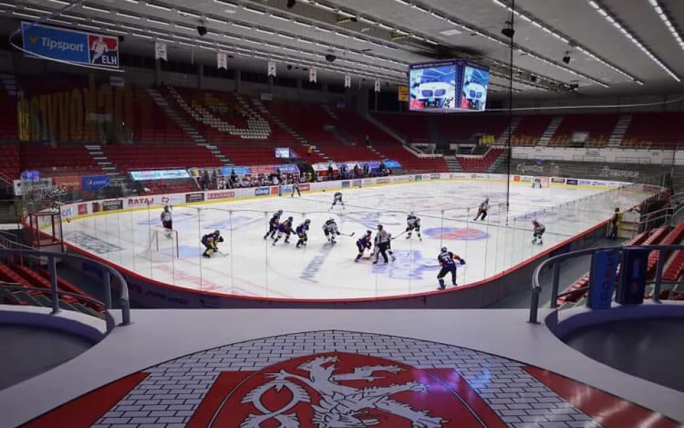 Fanoušci můžou podpořit hokejisty pozdravem na kostce
