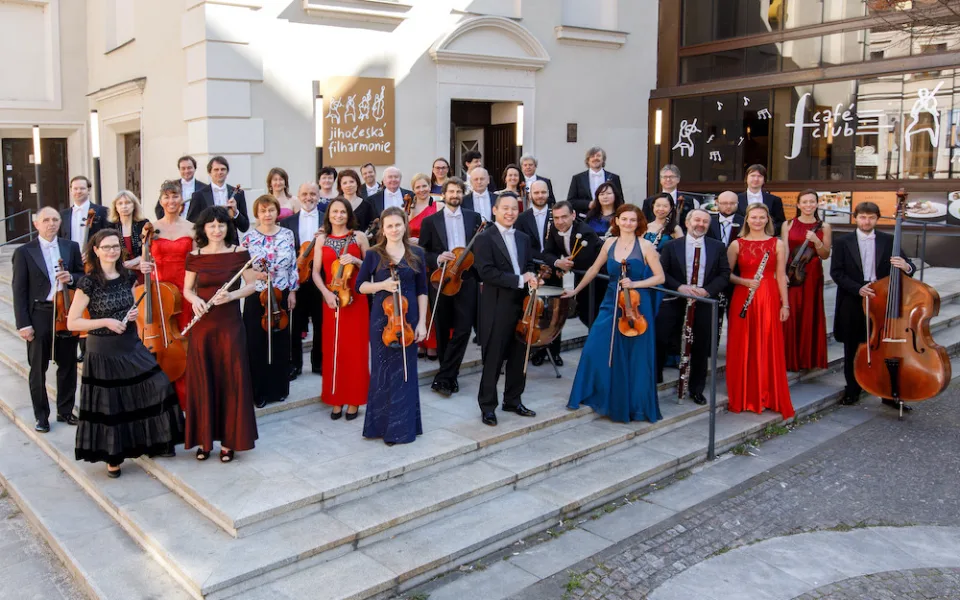 Užijte si Jihočeskou filharmonii alespoň online. V plánu je i Vánoční koncert