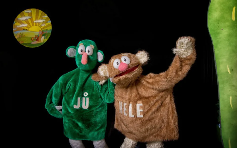 Jů a Hele.