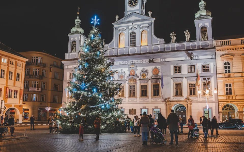 Vánoční strom nechá město odstrojit v příštím týdnu