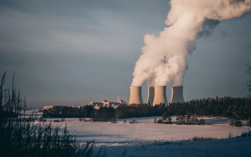 Blackout ve střední Evropě odvracely manipulacemi i české jaderné elektrárny