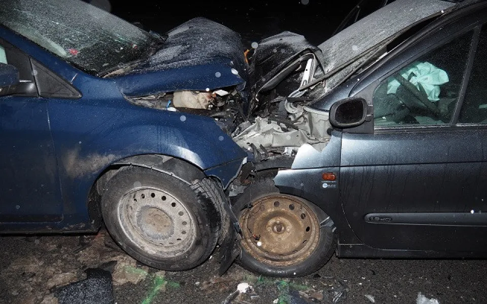 Při ranní nehodě na Táborsku se těžce zranili tři lidé