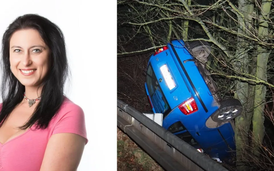 Michaela Petrová a její vůz po nehodě.