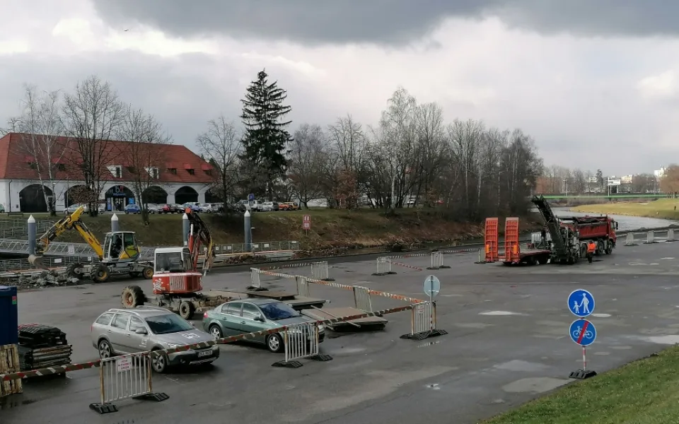 Na náplavce vzniká nové přístaviště. Cyklostezka bude bez omezení