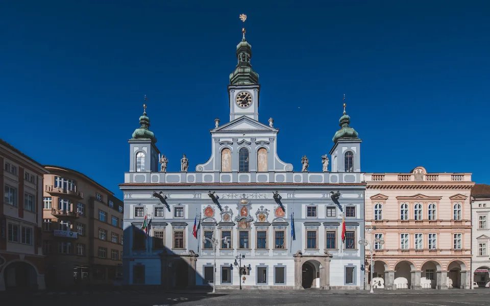 Budějce vyjádří solidaritu s Běloruskem. Na radnici bude vlát vlajka