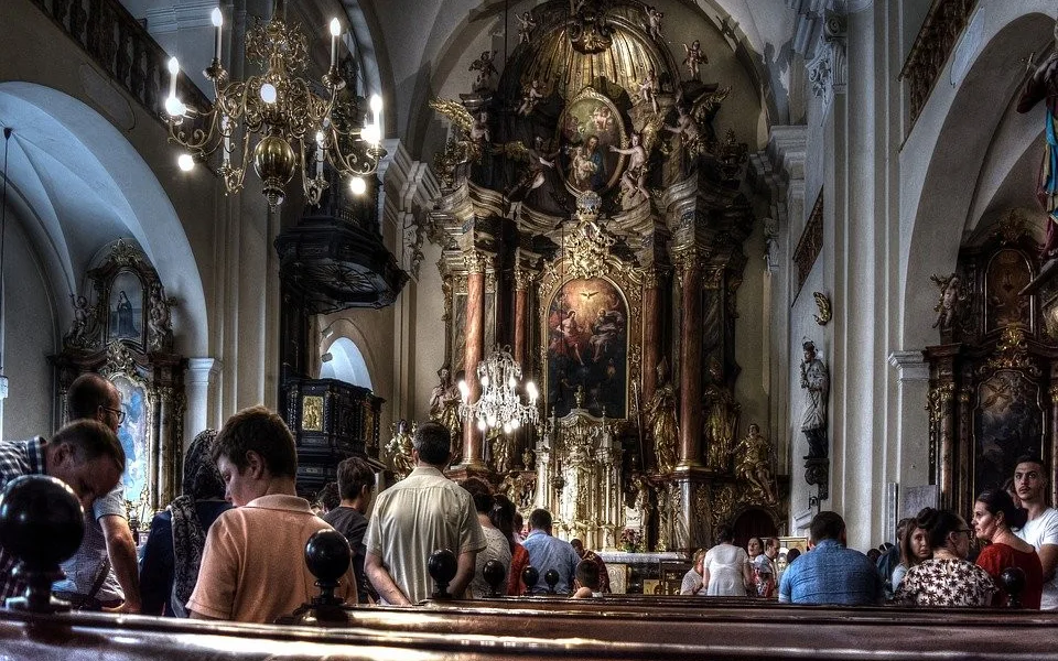 Křesťané si dnes připomínají zmrtvýchvstání Ježíše Krista