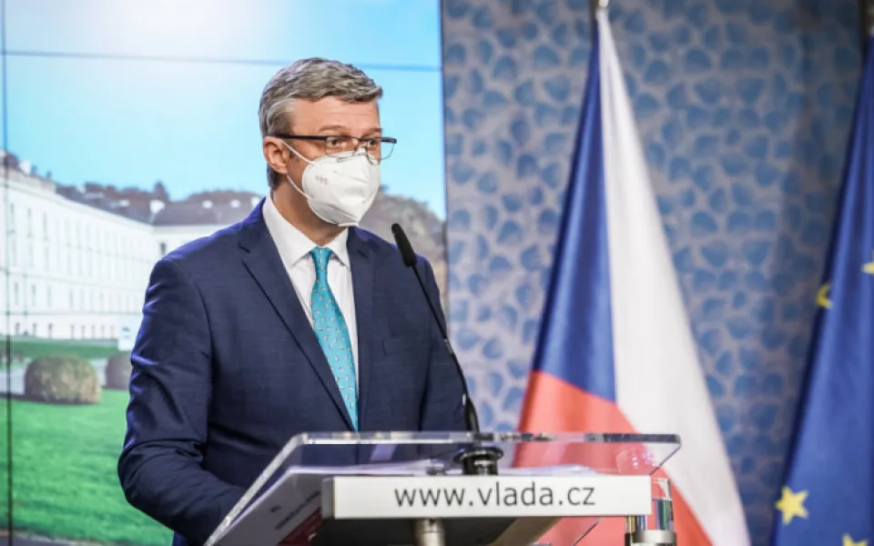 Havlíček: Dalšímu uzavírání má zabránit očkování, testování a covid pasy