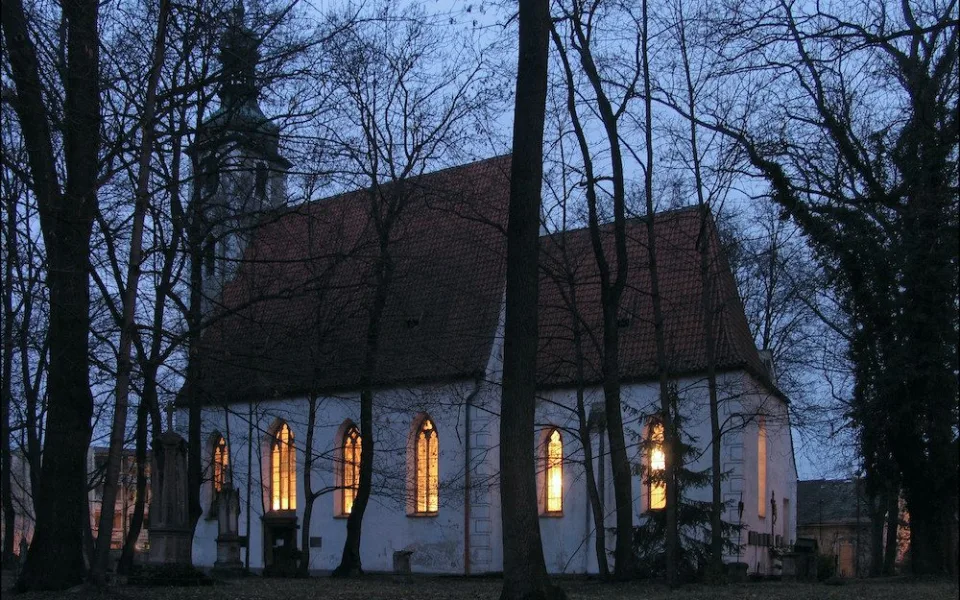 Při Noci kostelů viděli lidé hroby prvních budějovických biskupů