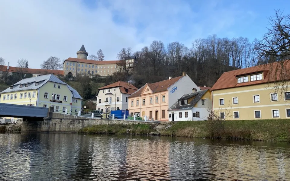 V Rožmberku nad Vltavou se někdejší kupecký dům změnil ve vodáckou základnu