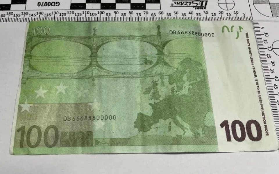 Filmové peníze vydávají za pravé bankovky. Na jihu Čech se objevují padělky eur