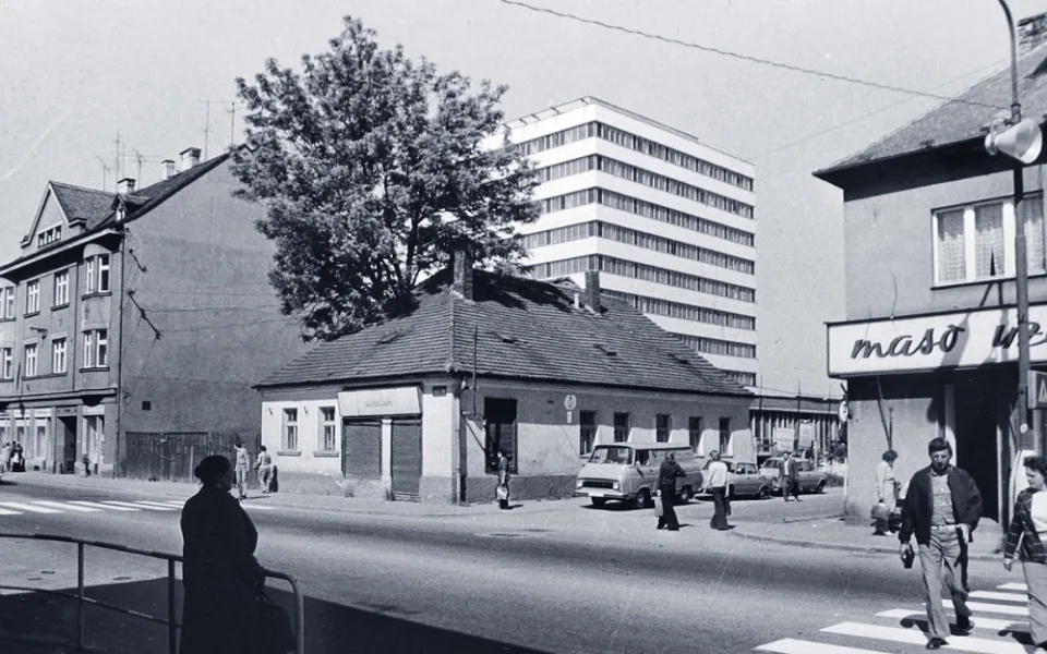 Křižovatka Lidické a Matice školské před rokem 1978.