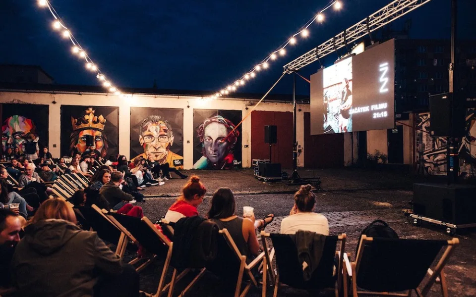 Koncerty, letní kina a festivaly. V Žižkárně to znovu ožije