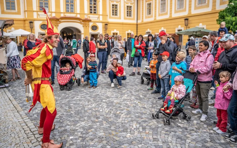 Vstupenky na Borůvkobraníčko je nutné předem rezervovat, na místě již nebudou k dispozici.
