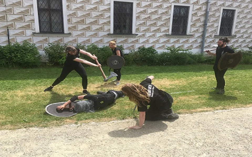 Vzdělávací a kulturní centrum Jindřichův Hradec srdečně zve na kulturní program měsíce srpna