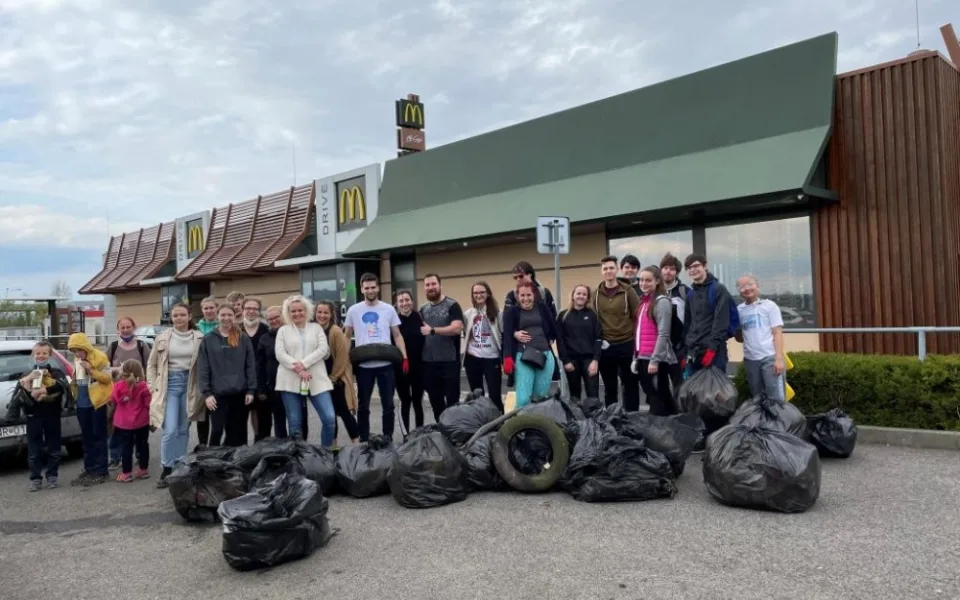 McDonald’s představuje "Trash Patrols", regionální čety uklízející vytipované lokality
