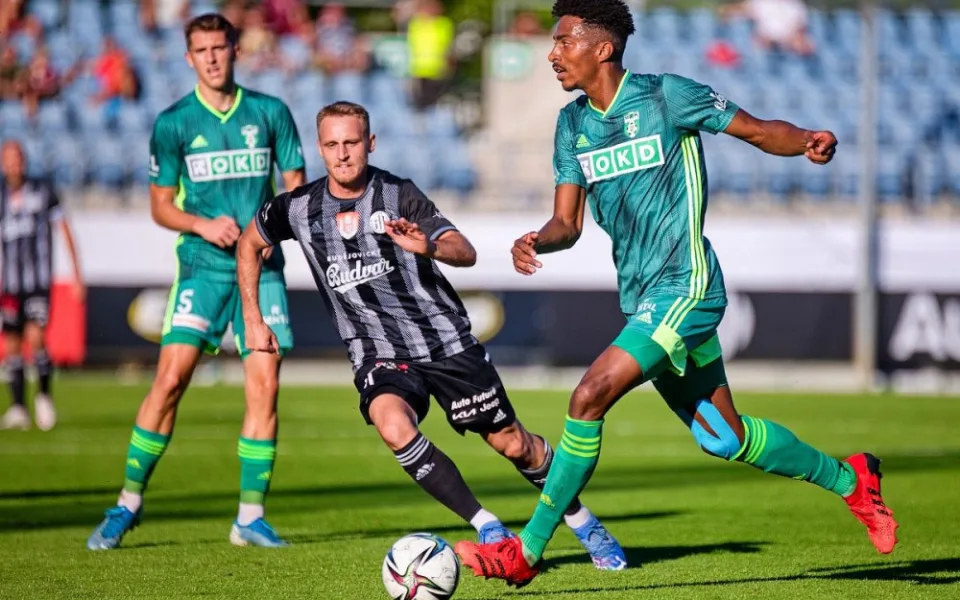 Dynamo porazilo Karvinou 3:1.
