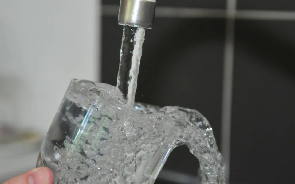 Voda zdraží od nového roku o devět procent. Metr krychlový vyjde na necelých 19 korun