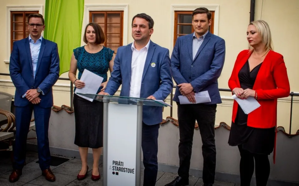 Spojení Pirátů a Starostů posílá z jižních Čech do Poslanecké sněmovny dva zástupce.