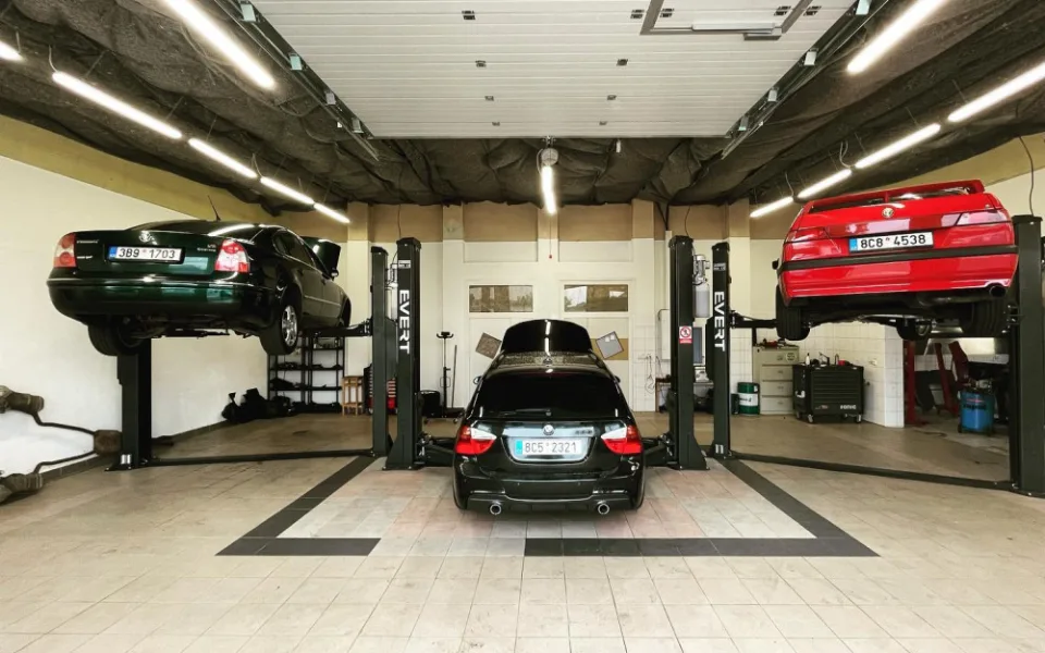 Family car service sídlí v Českých Budějovicích.