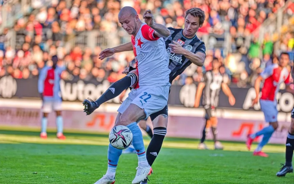 Dynamo remizovalo se Slavií 2:2.