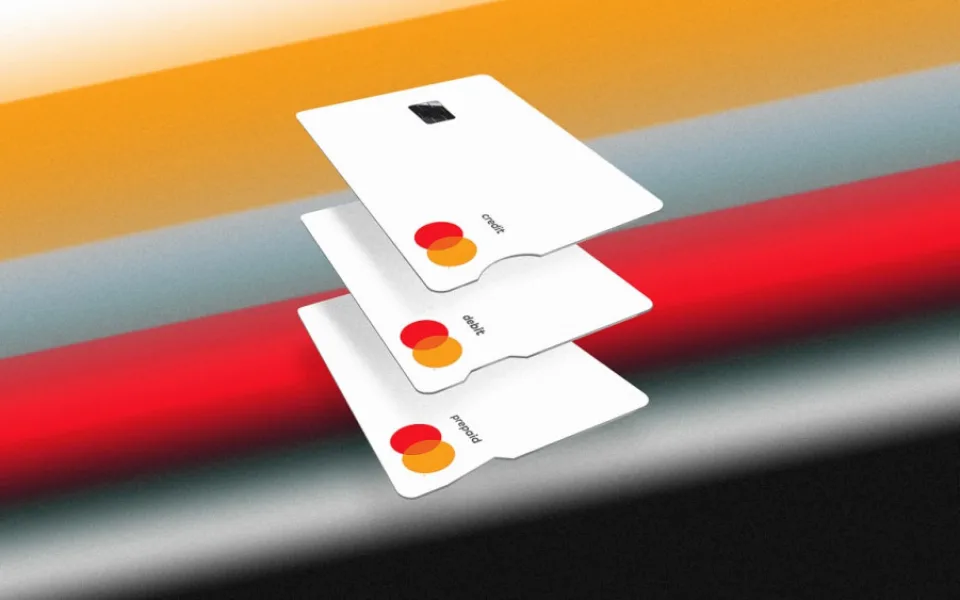 Mastercard představuje kartu uzpůsobenou pro osoby s postižením zraku