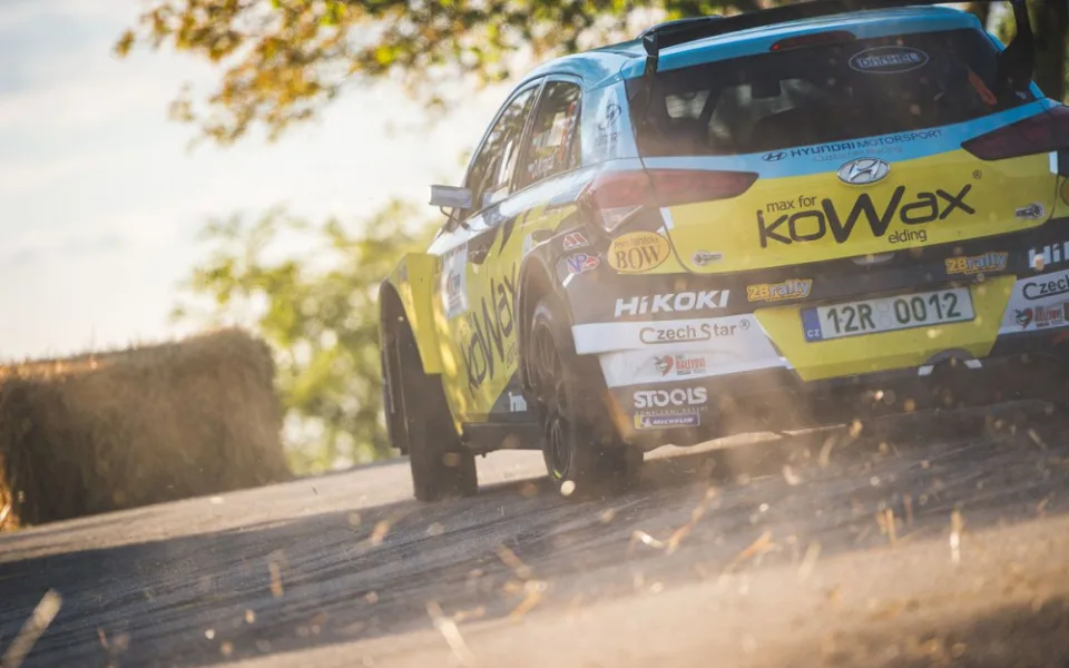 Na jih Čech míří česká rallyová elita. Krumlovská soutěž uzavřel tuzemský šampionát