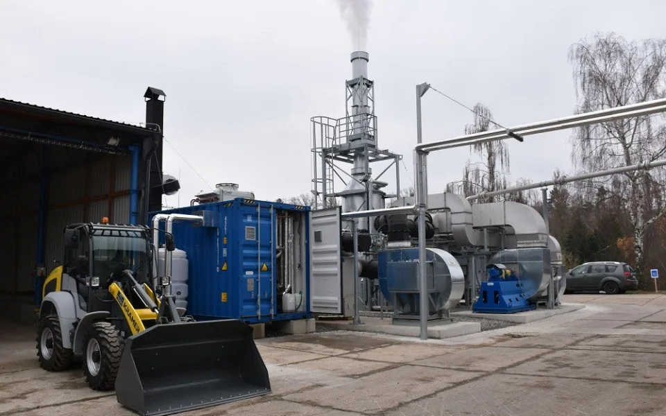 První zařízení na energetické využití kalu a biomasy v Česku začalo fungovat v Písku.
