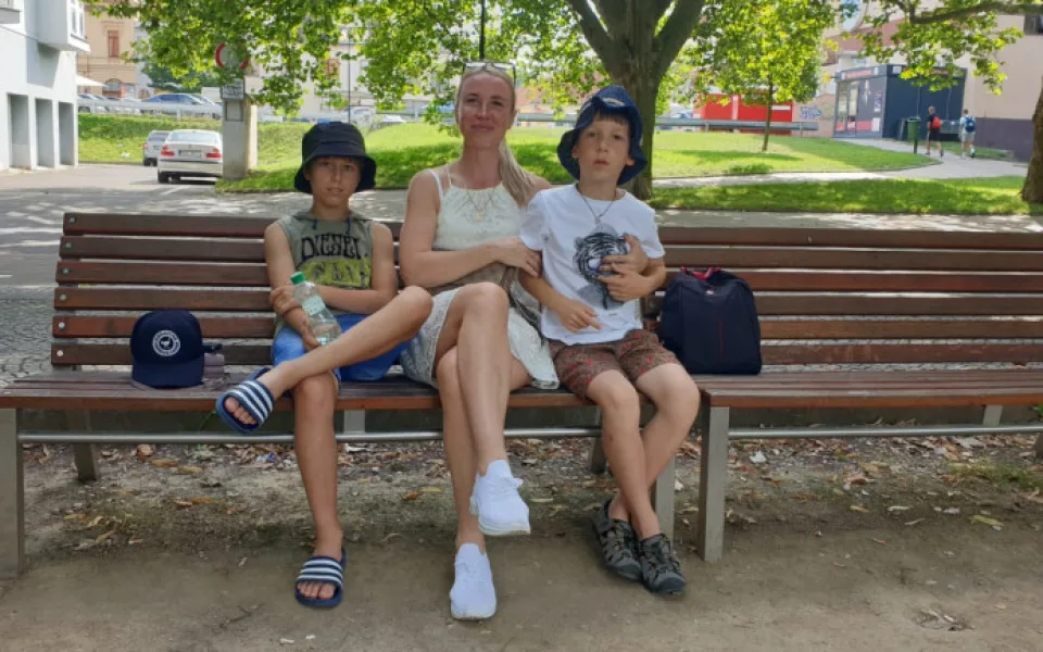 Alex a Artur, dva bráchové, se kterými se život vůbec nemazlí. Pomůžete?