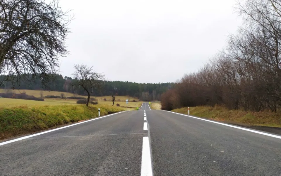 Zlešickými zatáčkami projedou řidiči bez omezení.