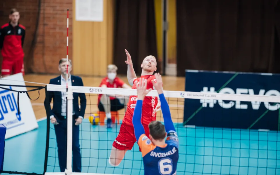 Za odvetou v rámci evropského Poháru CEV musí volejbalisté Jihostroj České Budějovice absolvovat téměř šest tisíc kilometrů dlouhou cestu do Kemerova.