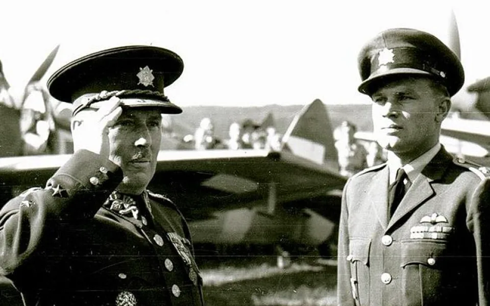 Jako jeden ze tří Čechoslováků velel Jiří Maňák britským perutím RAF. Od jeh smrti uplynulo 29 let