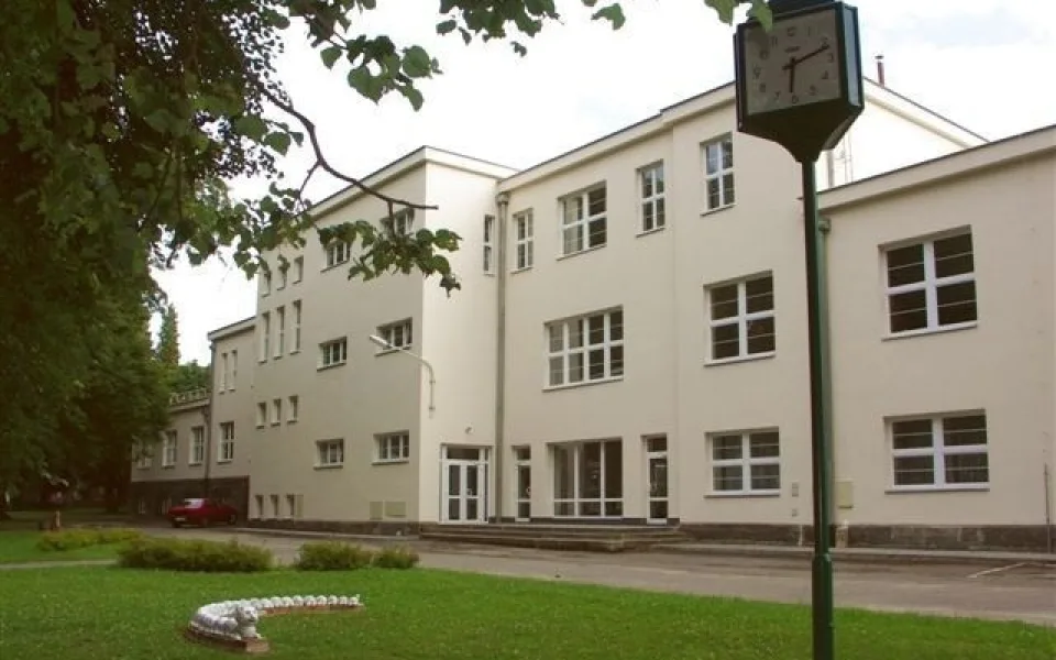 Dětská psychiatrická nemocnice v Opařanech sestavuje tým psychologů