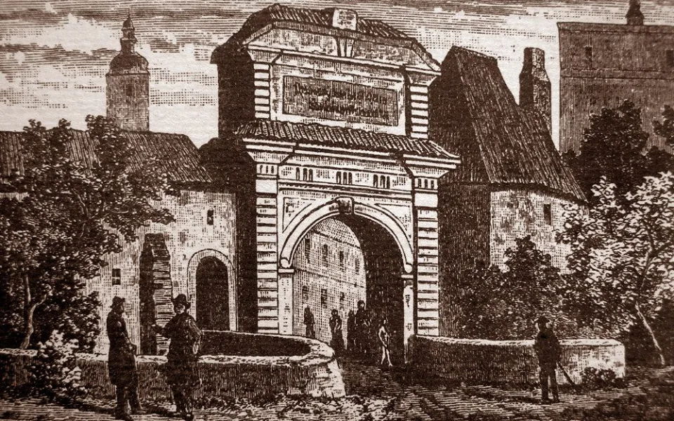 Barbakán Pražské brány při pohledu z Mariánského náměstí před rokem 1867.