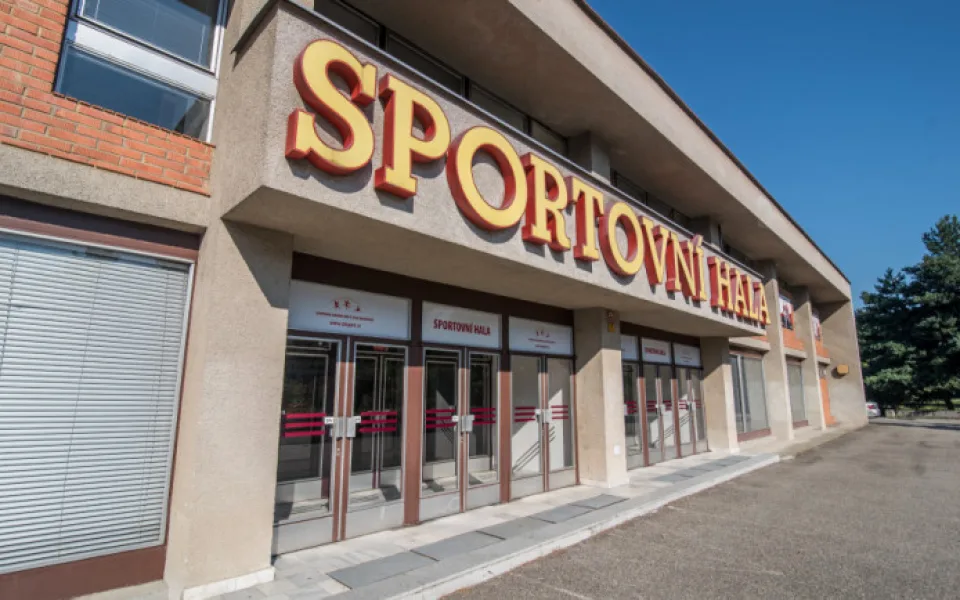 Komentář: V Linzi otevřou moderní fotbalový stadion, dočkají se Budějovice aspoň tělocvičny?