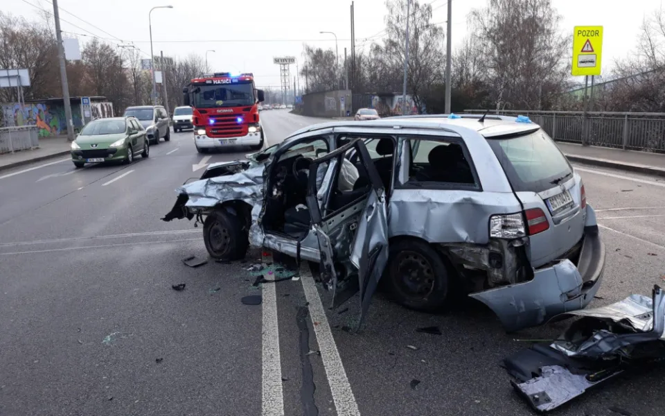V Budějcích komplikuje provoz tragická dopravní nehoda. Tvoří se kolony