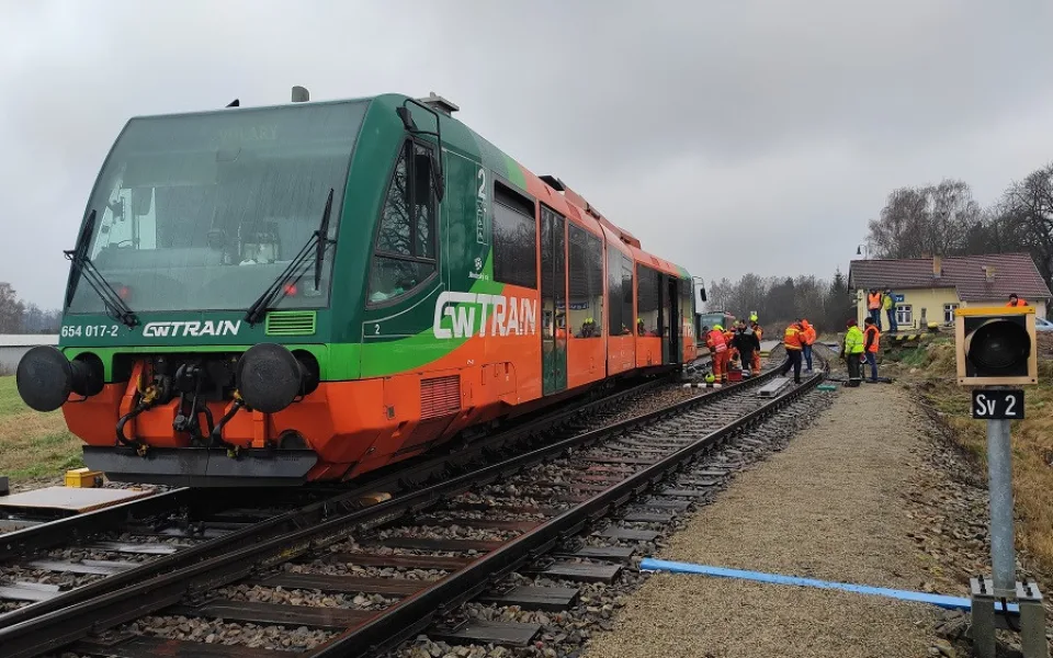 Vlak vykolejil před 6. hodinou ranní v Bavorově.