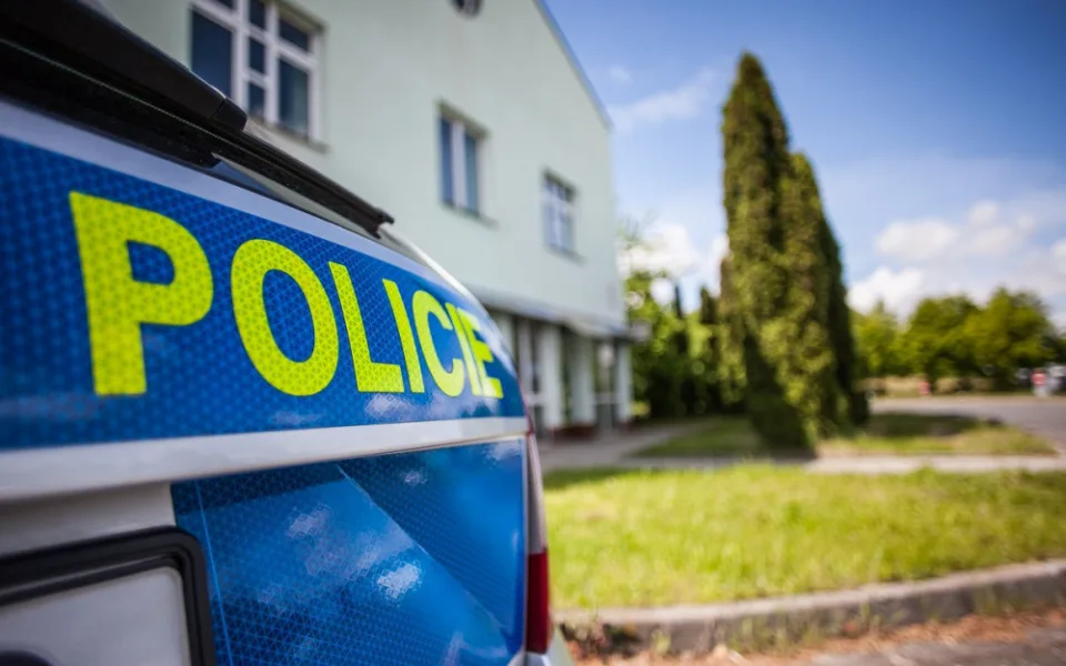 Zloděj se vloupal do domu a odnesl si peníze a kolo. Škoda přesáhla 80 tisíc korun
