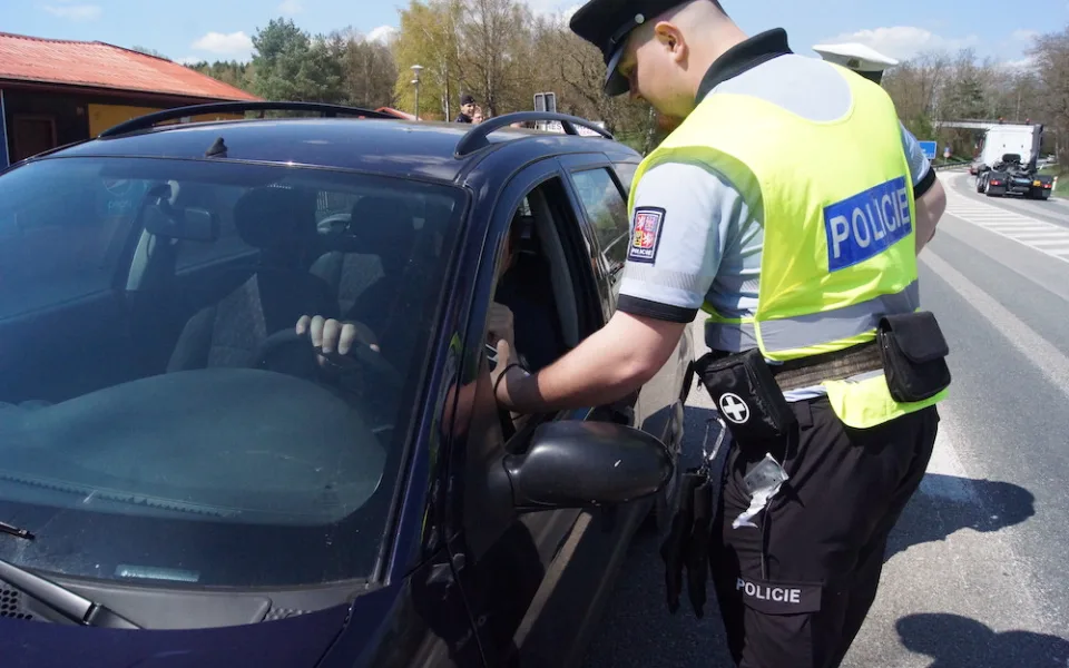 Policisté budou o Velikonocích kontrolovat bezpečnost na silnicích