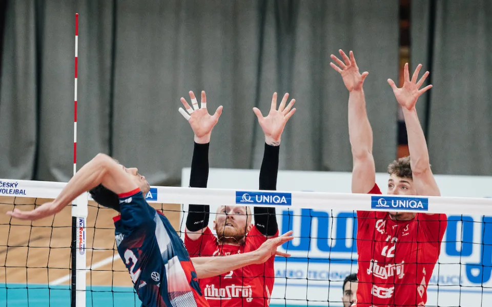 Jihostroj podlehl v domácím prostředí a prohrává semifinále