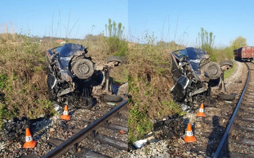 Při střetu vlaku s osobním automobilem u Černého Dubu zemřel člověk. Motor našli policisté mimo vůz