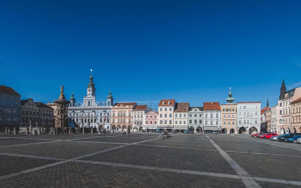 KOMENTÁŘ: Když nedorazí občané ani politici, těžko se může diskutovat o změnách v centru Budějovic