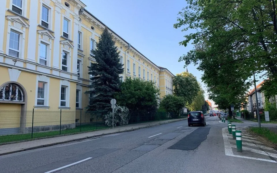 Budějovice uzavřou část silnice v ulici Boženy Němcové. Práce potrvají přes měsíc