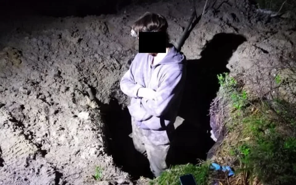 Jihočeští policisté dopadli další nelegální kopáče vltavínů