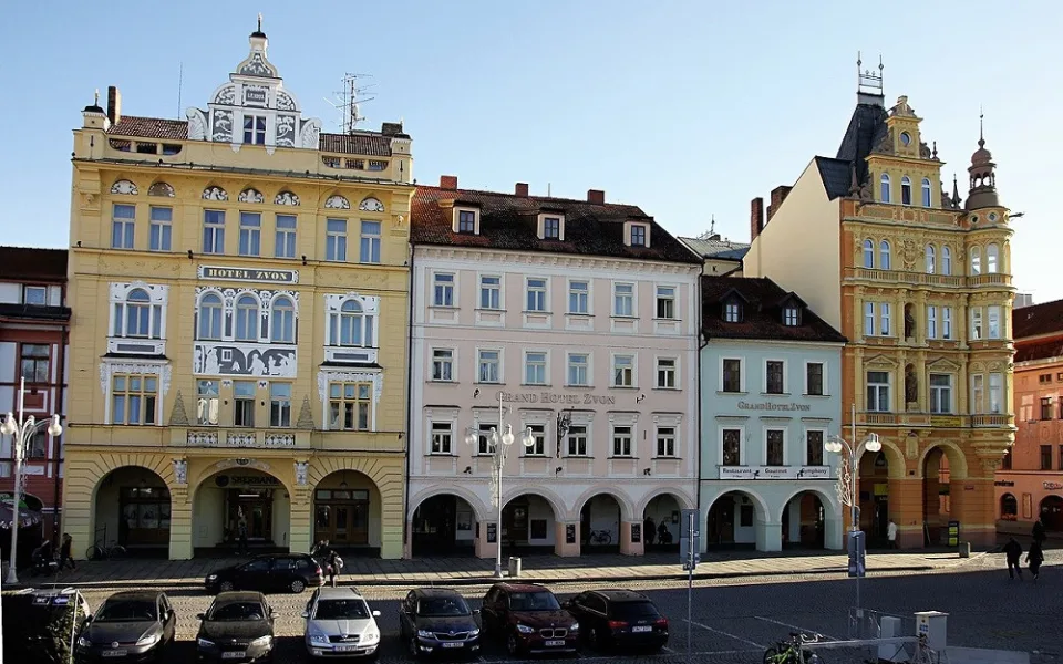 Recepční zadržela zloděje, který vykrádal hotel v centru Českých Budějovic