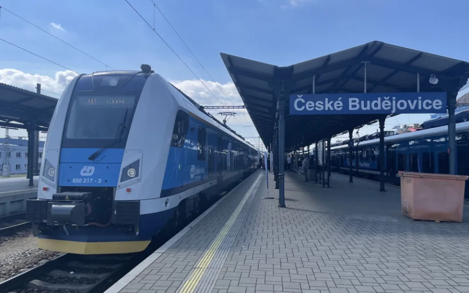 Na jihu Čech jezdí nové RegioPantery. Jedna souprava stála více než 100 milionů korun