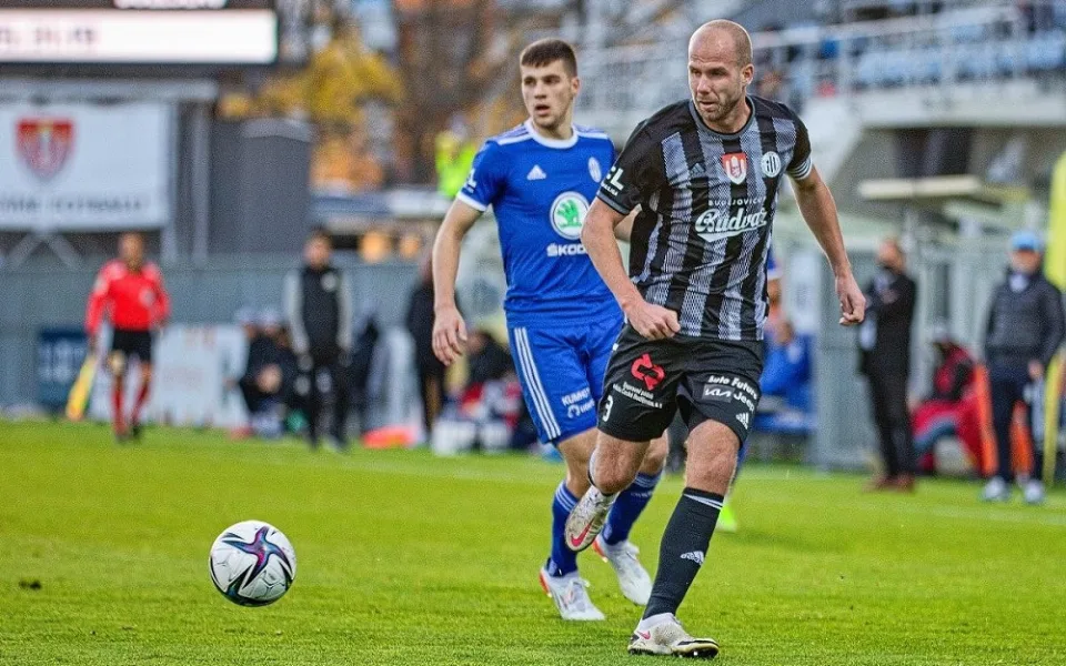 Kapitán Martin Králik při utkání s Mladou Boleslaví.