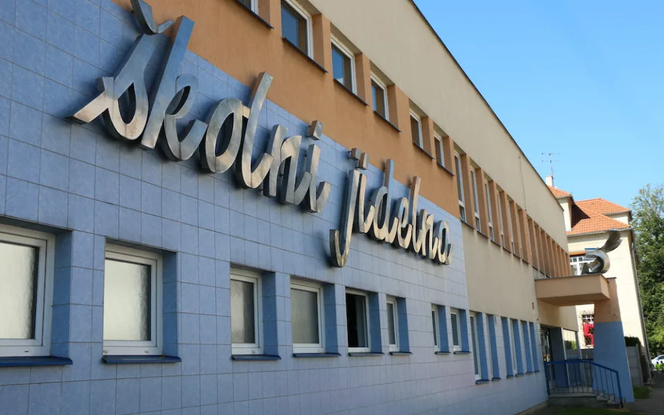 Školní jídelna U Tří lvů